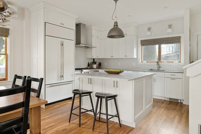 Photo - 154 Allston St