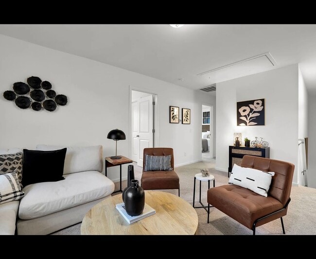 desván de arriba - 258 Ridley Hill Ln