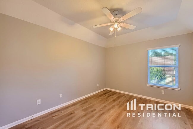 Photo - 7506 Parkcross Pl