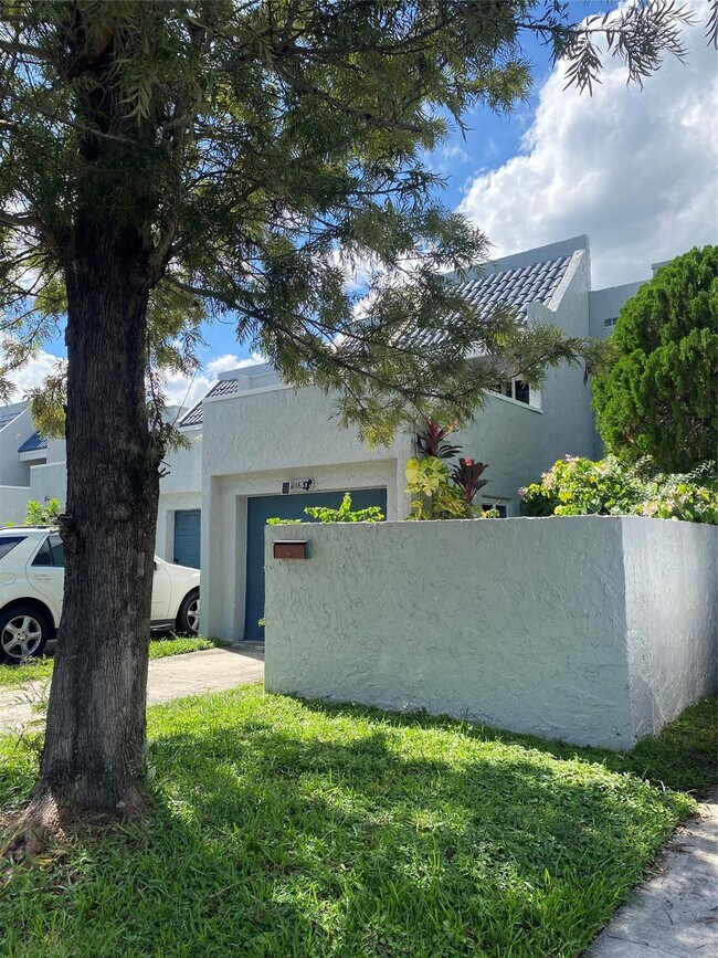 Photo - 1833 NW 12th Ave