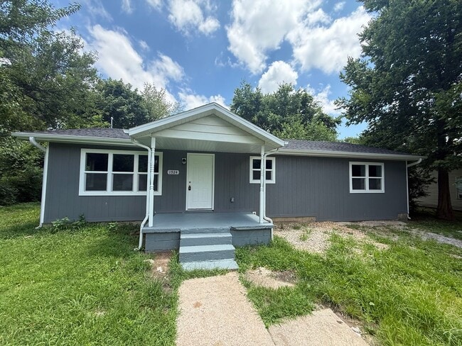 Building Photo - 3 Bed 2 Bath Springfield, MO