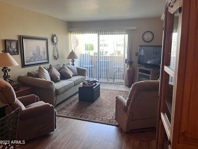 4600 N 68th St Unit 356