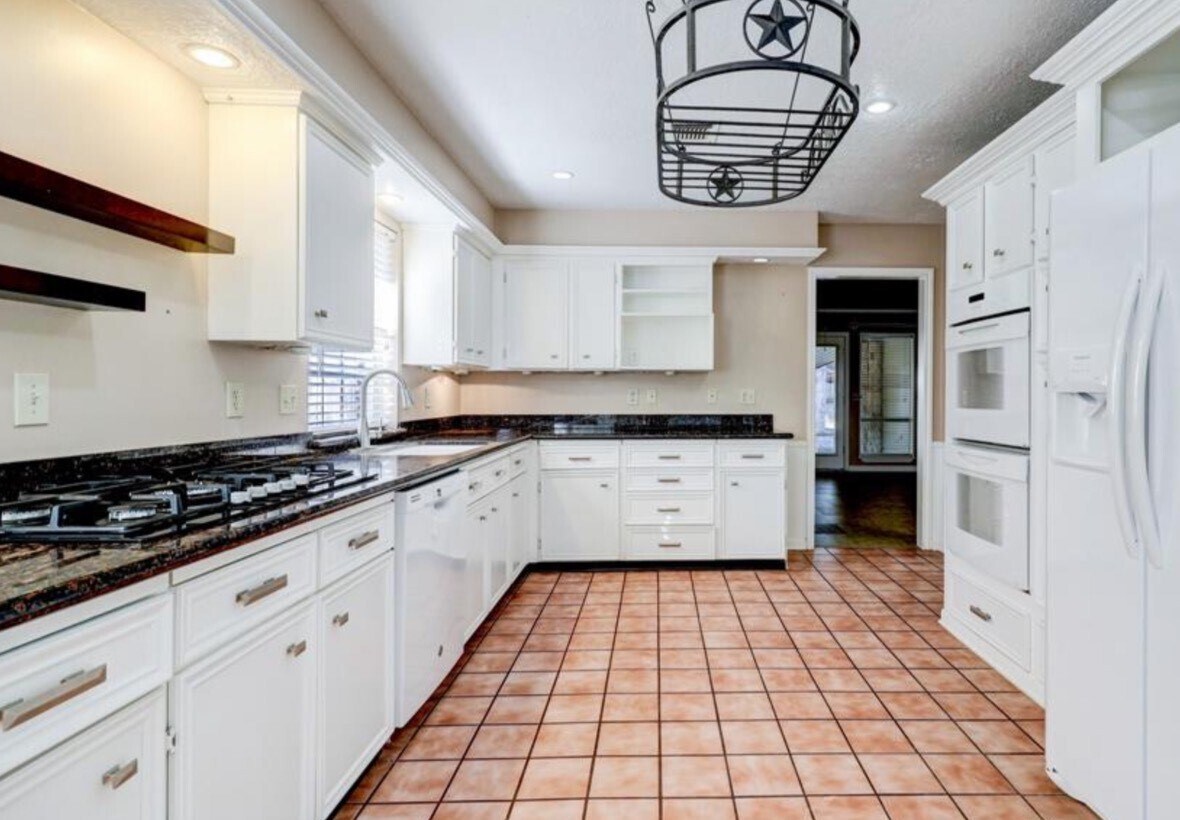 Photo - 735 Talmalge Hall Dr