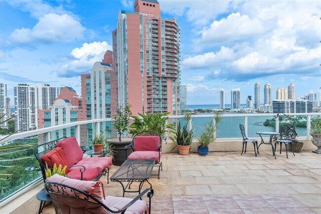 Photo - 3340 NE 190th St Unidad PH1808