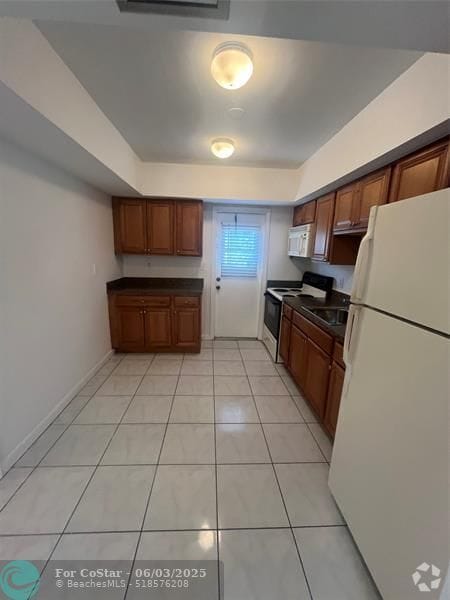 Building Photo - 222 NE 23rd Ave Unit 1 Rental