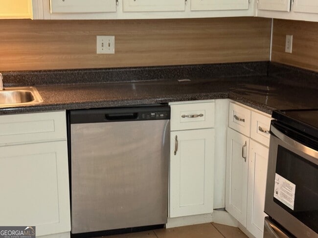 Photo - 1736 Salem Woods Dr SE