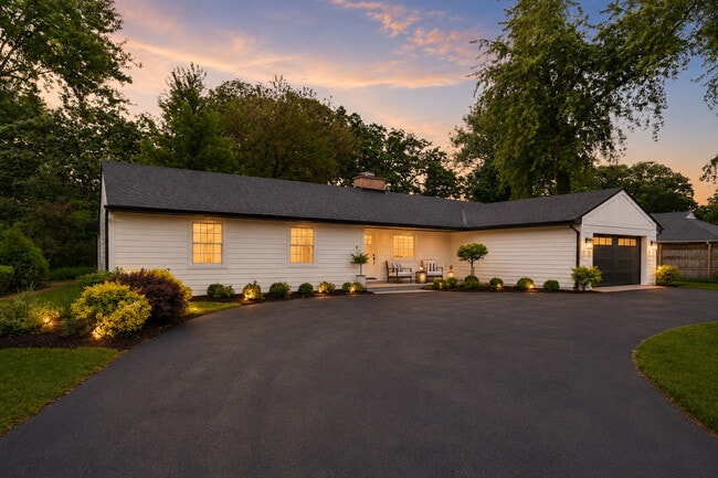 535 N Waukegan Rd