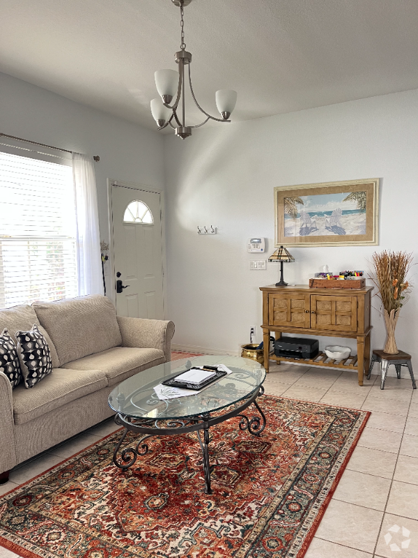 Building Photo - 10102 L Pavia Blvd Rental