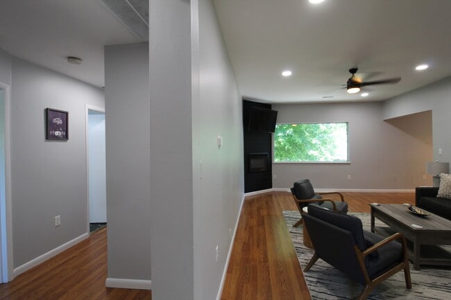 Photo - Bright & Spacious 2-Bedroom Home in Massanutten