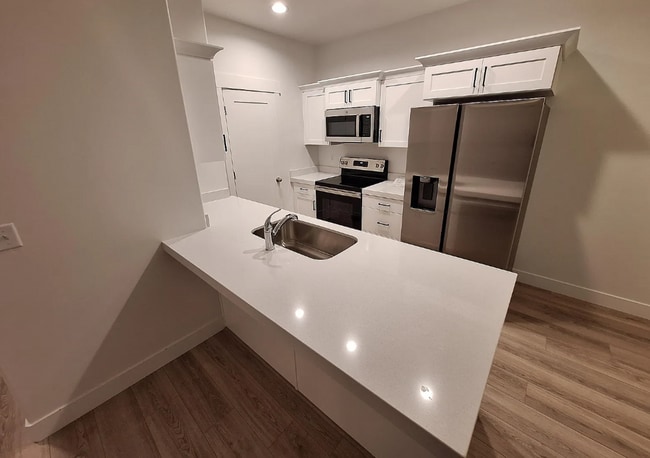 Photo - 4 bedroom/2.5 bathroom Townhome in Eagle M...