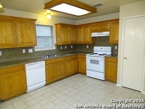 Photo - 6046 Mountain Meadow