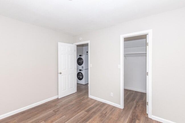Creekside Apartments