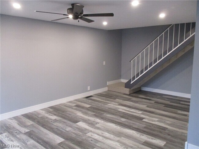 Photo - 649 Tollis Pkwy Condo