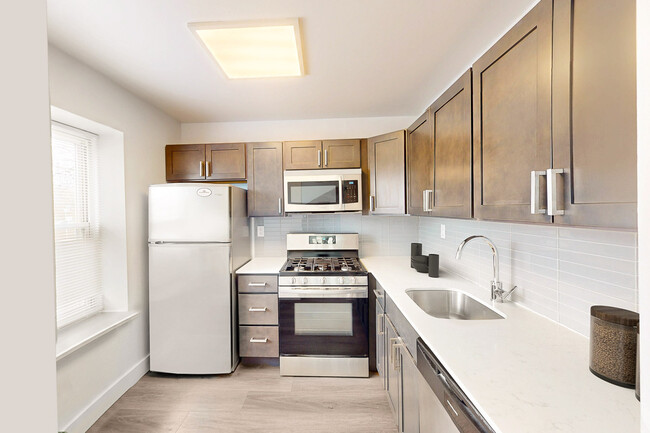 Building Photo - Dutchtown Manor Apartments