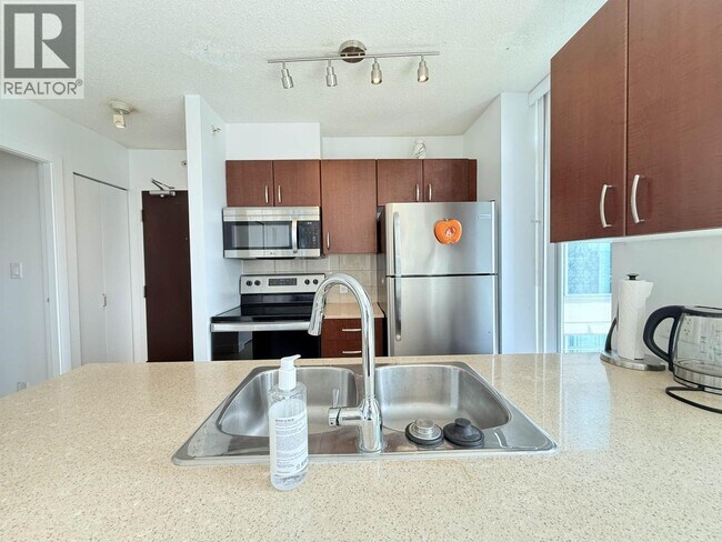 Photo - 610 Granville St Unit 1407