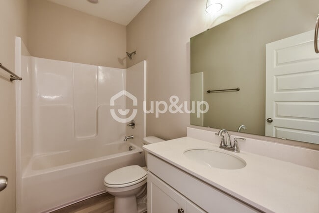 Photo - Fantastic 4bd/2ba home! Let yourself in!