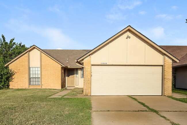 Building Photo - 11040 N Eagle Ln Rental