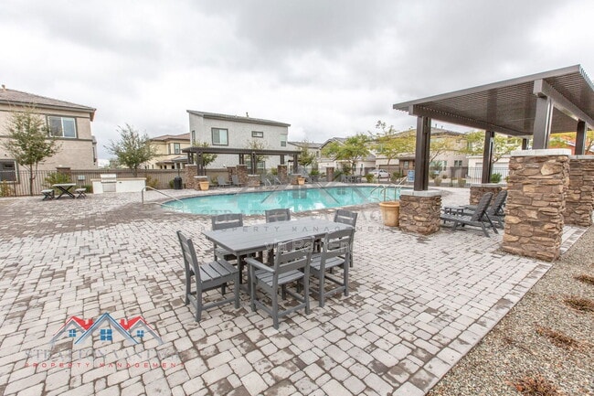 Photo - 2095 S Saguaro Dr