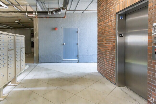 Elevator Mail - Register Square Napa