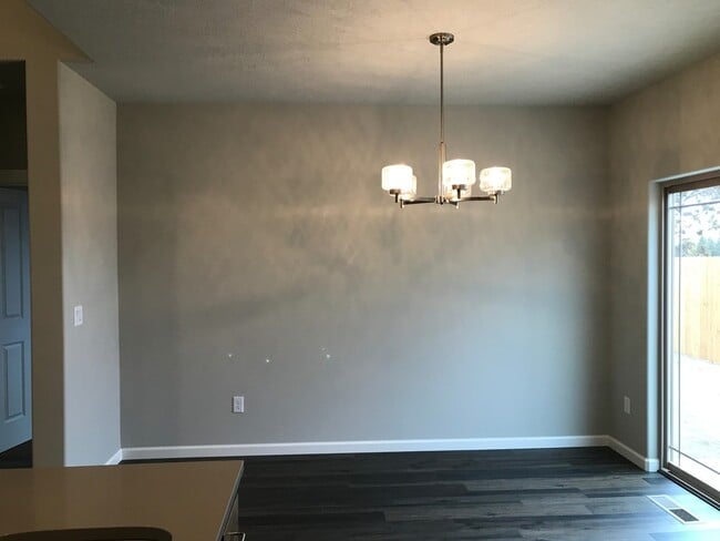Photo - Single Level Home In NW Redmond Oregon
