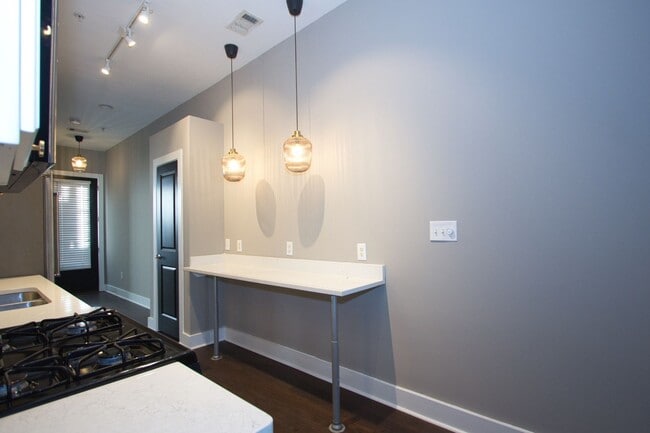 Photo - 1195MT Unit 1