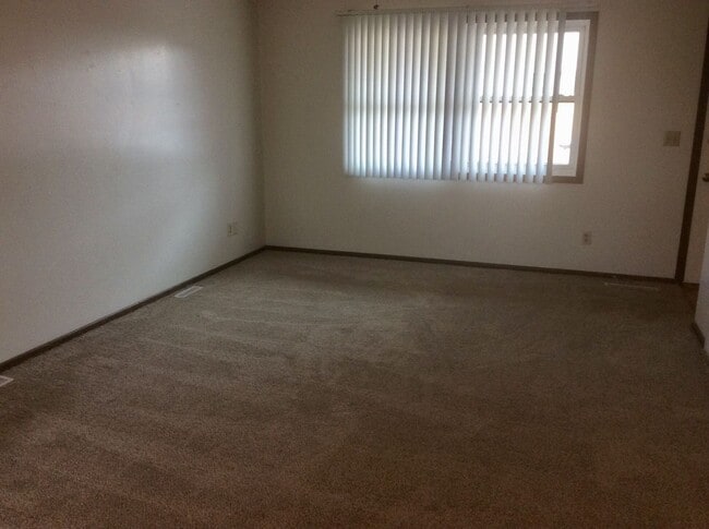 Photo - 343 9th Ave E Unit #2