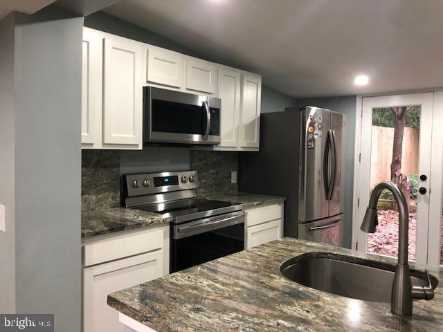 Photo - 534 St Mary St