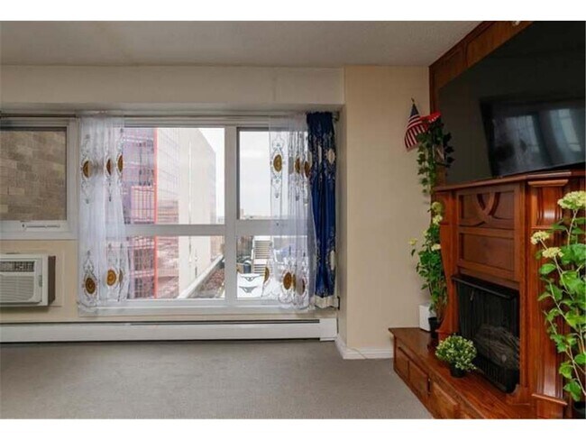 Photo - 433 S 7th St Unit 1613