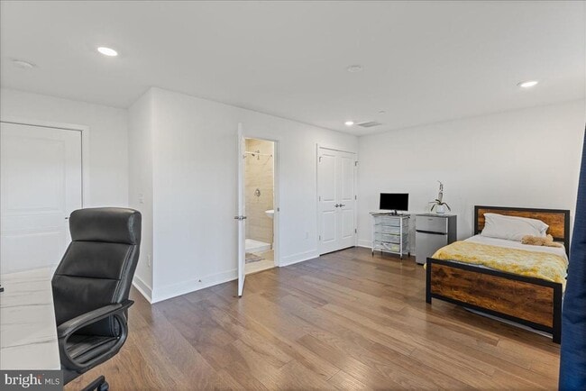 Photo - 122 ADA Hightower Ave