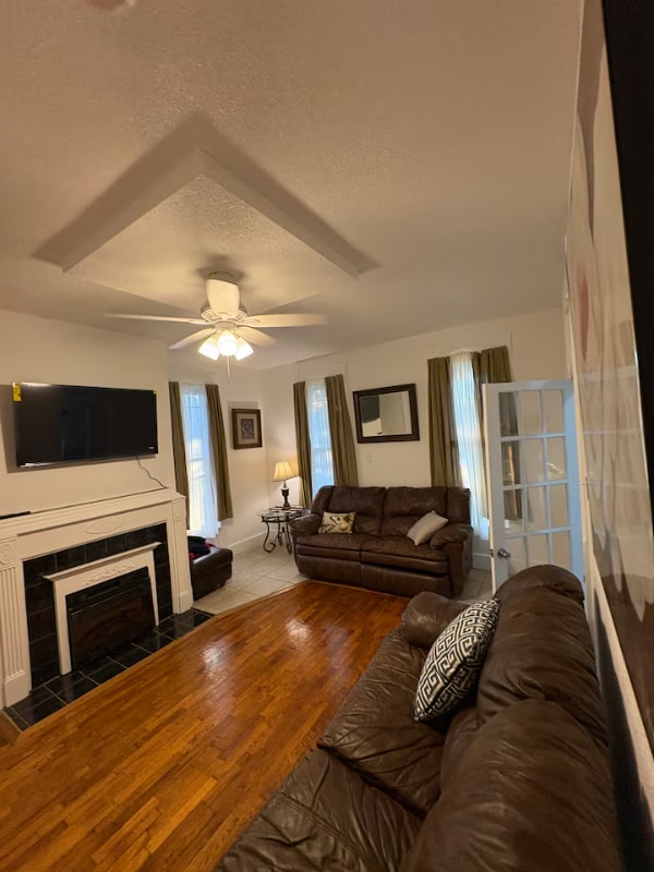 Photo - 1016 NE Quincy St