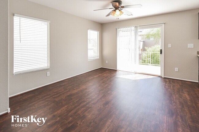 Photo - 613 Belsay Castle Ct