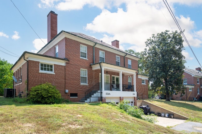 Photo - 506 Thomas Rd