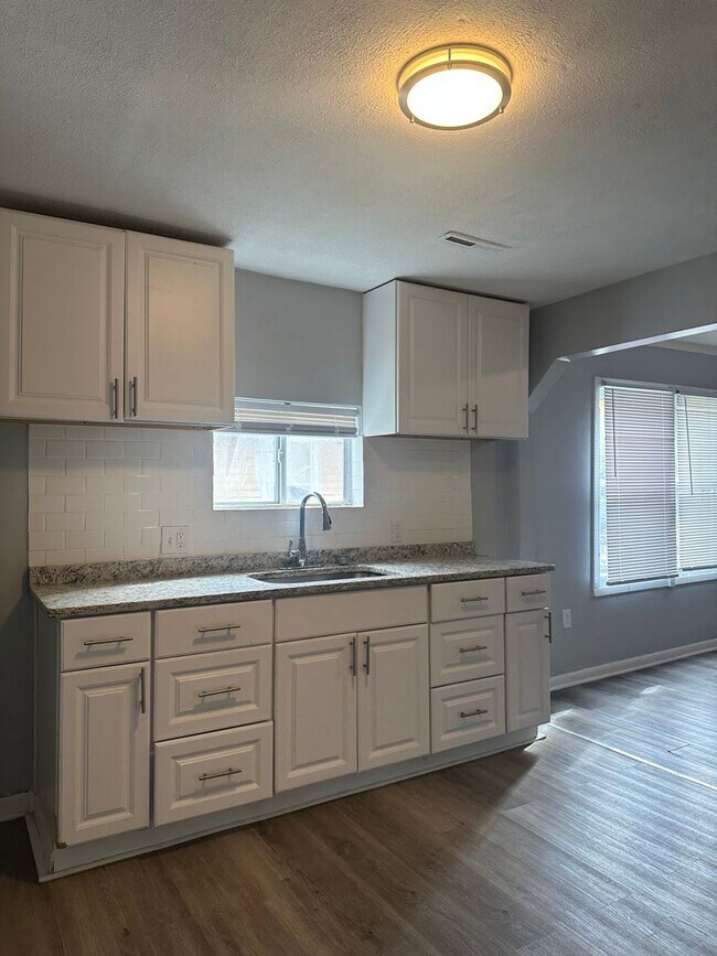 Photo - Welcome to this charming 3-bedroom, 1-bath...