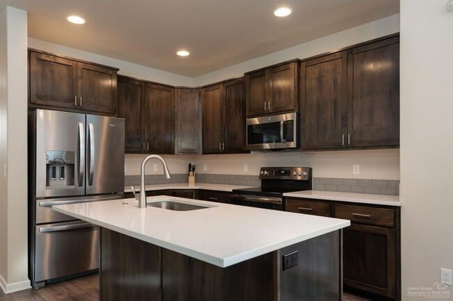 Photo - Well maintained home in SE Bend with AC!