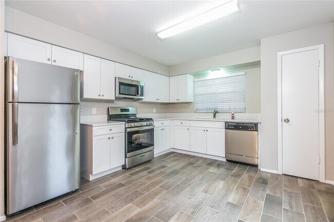 Photo - 2125 Turmeric Ave