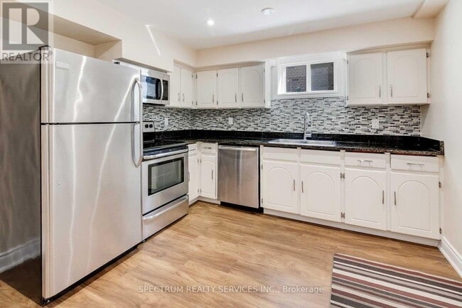 Photo - 141 Katherine Rd