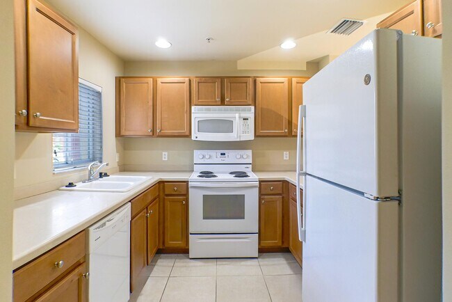 Photo - Spacious Townhouse in a Gated community in...