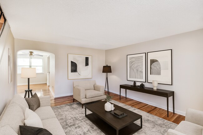 Photo - BIG THREE BEDROOM HOUSE FOR RENT ON 7TH ST...