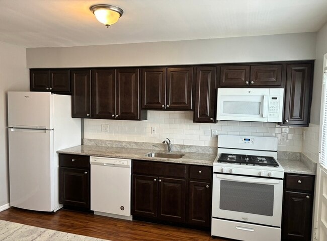 10 Summit Ave Unit 2