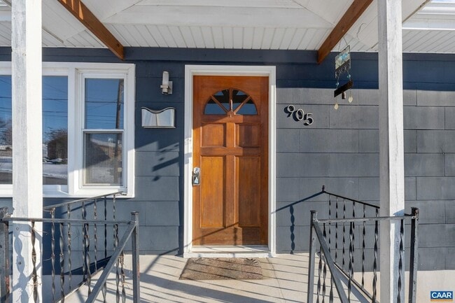 Photo - 905 Druid Ave