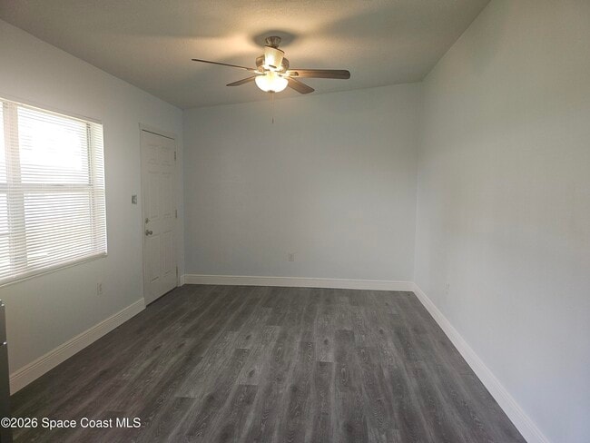 Photo - 135 Roosevelt Ave Unit 135b