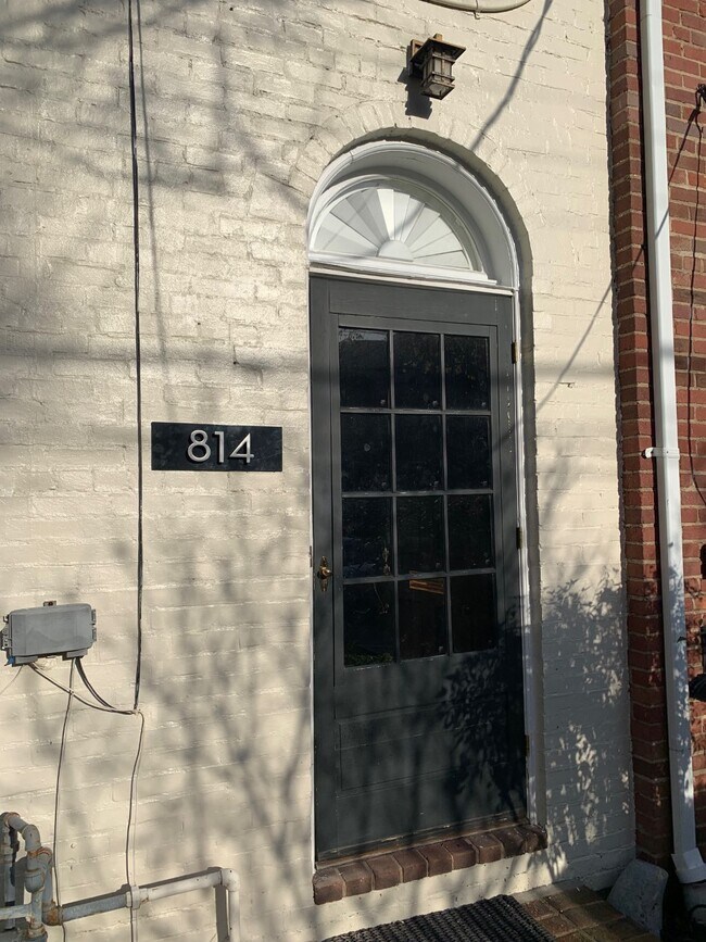 Photo - 814 S Pitt St