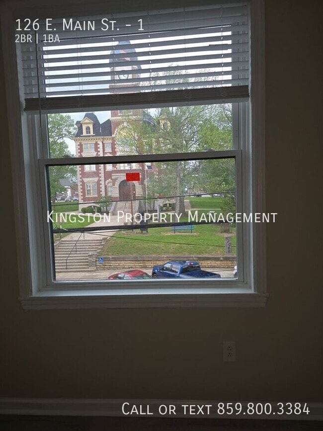 Photo - 126 E Main St Unidad 1