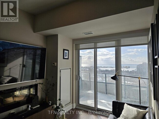 Photo - 30 Shore Breeze Dr Unit 1023