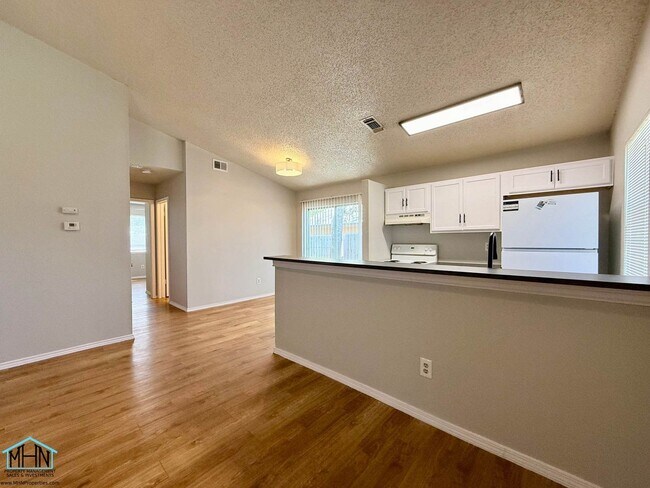 Photo - 5230 Gawain Dr