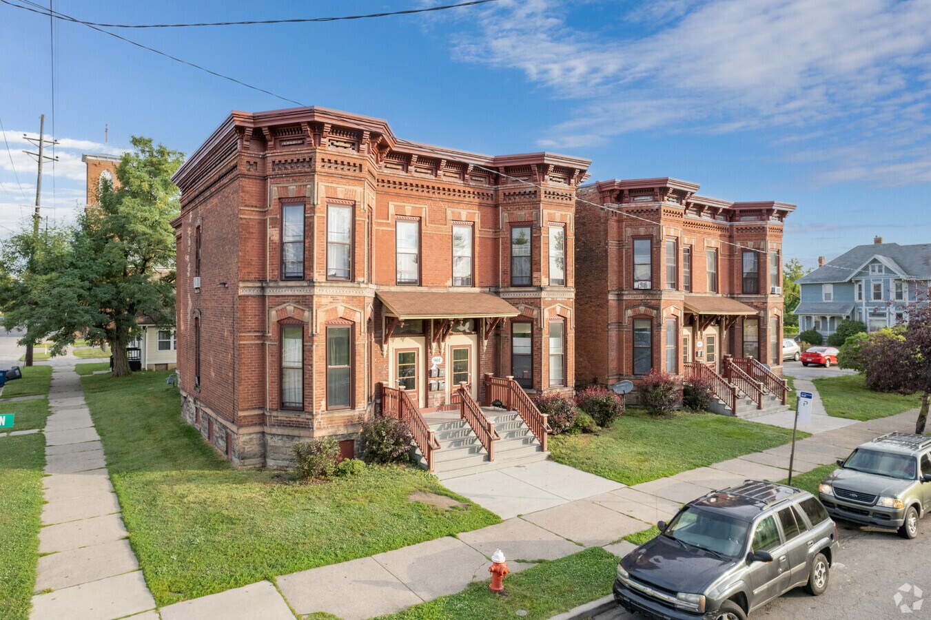 Photo - 901 N Huron St Apartments