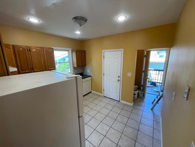 Photo - 12 Harrow St Unit 2