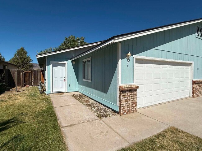 Photo - 155 Derek Dr Unit A