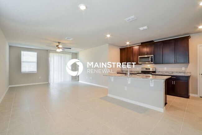 Photo - 4 Bedroom Pet-Friendly Home in St. Cloud, FL with Main Street Renewal