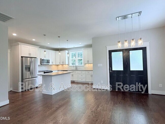Photo - 1023 Brighton Rd